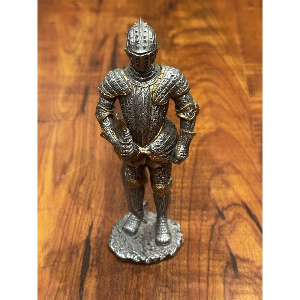Vintage 2005 Veronese 4.5" Medieval Pewter Knight with Armor & Sword